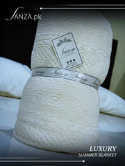 White Luxury AC Emboss Fleece Blanket