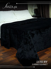 Black Luxury AC Emboss Fleece Blanket