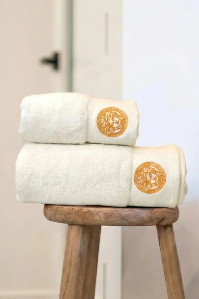 Versace Pure Cotton Bath Towel Set – Export Quality (2-Pcs)