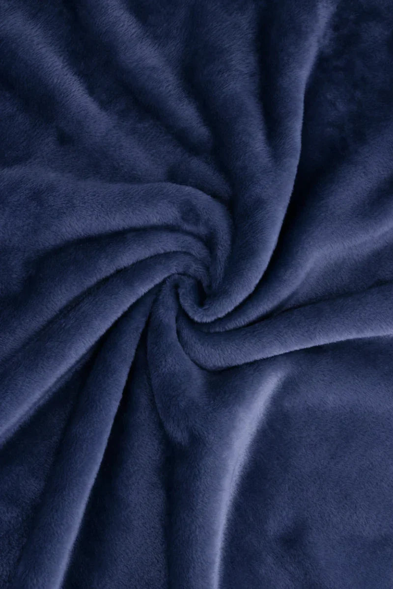 Soft and Cozy Navy Blue Fleece Throw Blanket for Ultimate Comfort