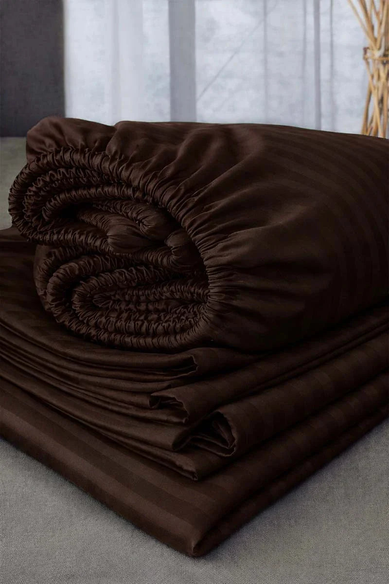 6 PCS Luxury Quilt Cover Set (King Size)
