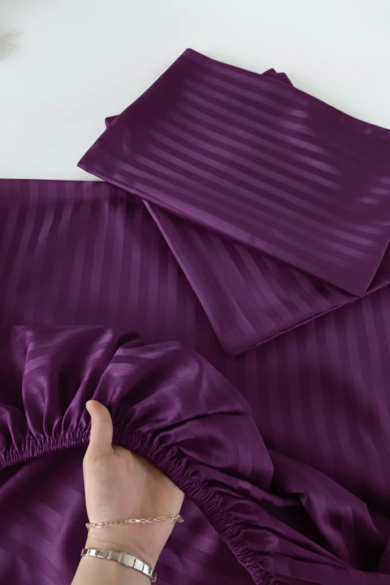 Luxury Stripe Fitted Bedsheet - King Size