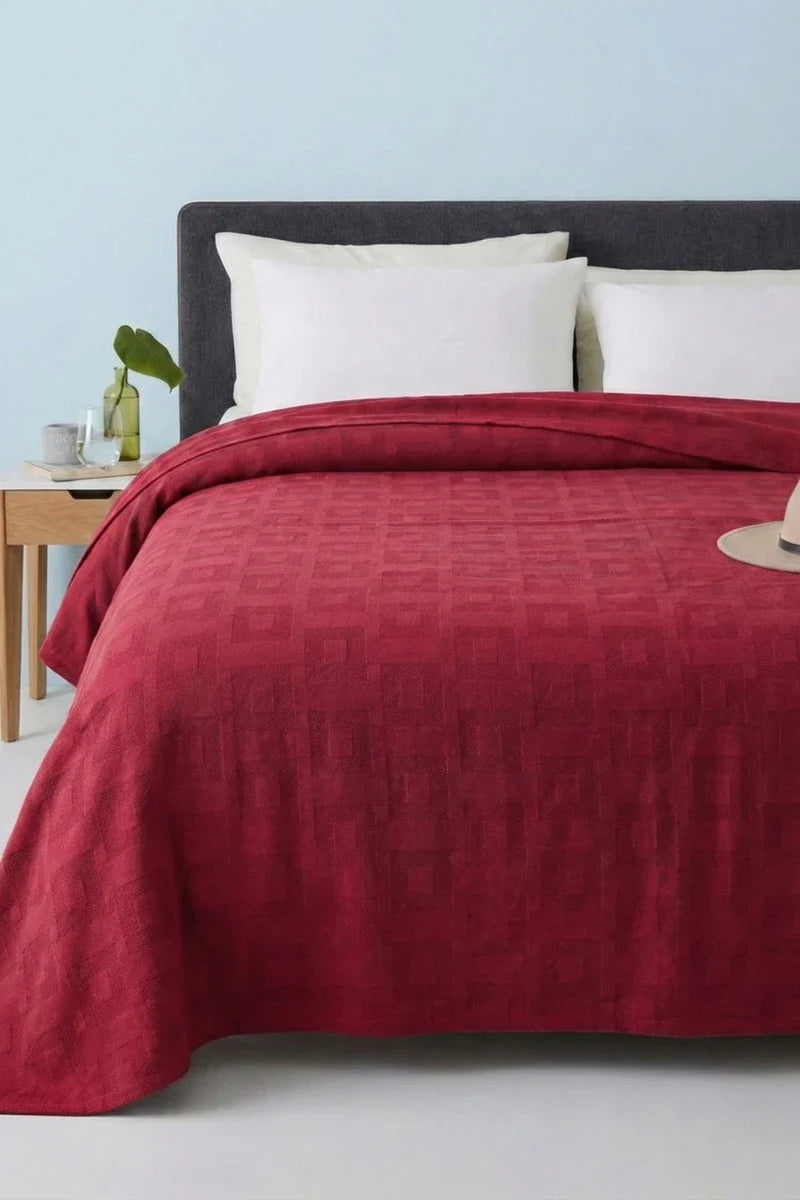 Red Textured Thermal Blanket 72x90 Inches | 300 GSM