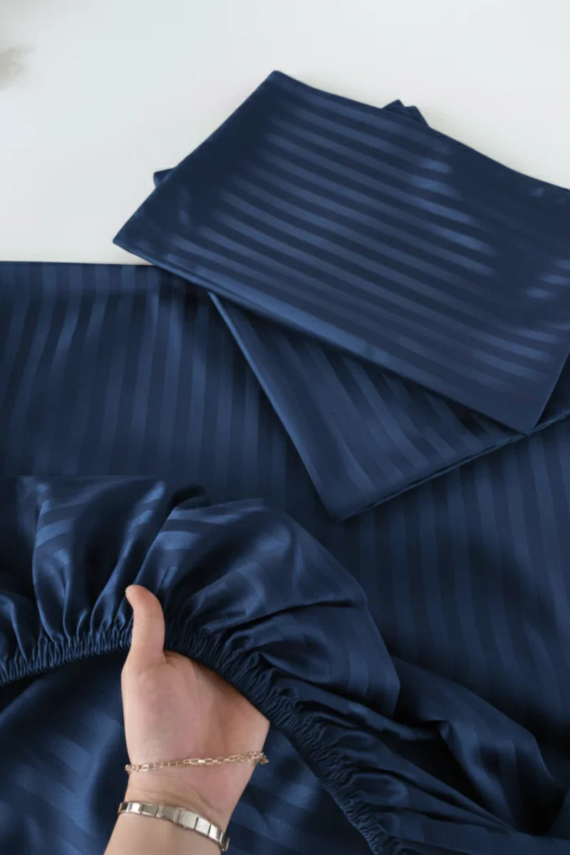 Luxury Stripe Fitted Bedsheet - King Size
