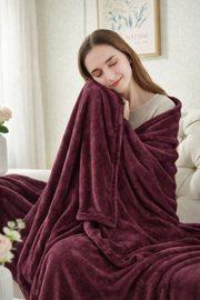 Soft and Cozy Maroon Fleece Throw Blanket for Ultimate Comfort