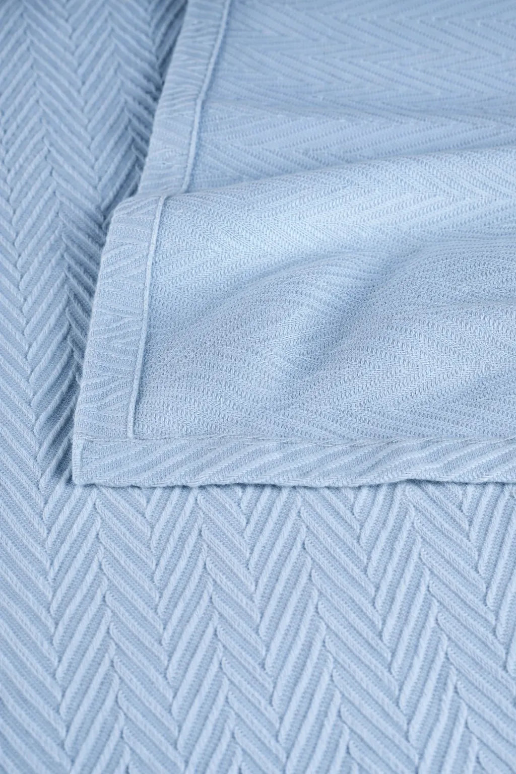 Zig-Zag Chevron All-Season Cotton Bedding Blanket