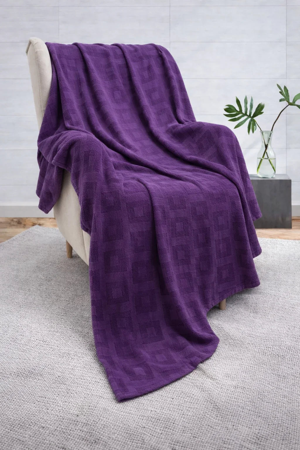 Elegant Purple Geometric Thermal Blanket 72x90 Inches | 300 GSM