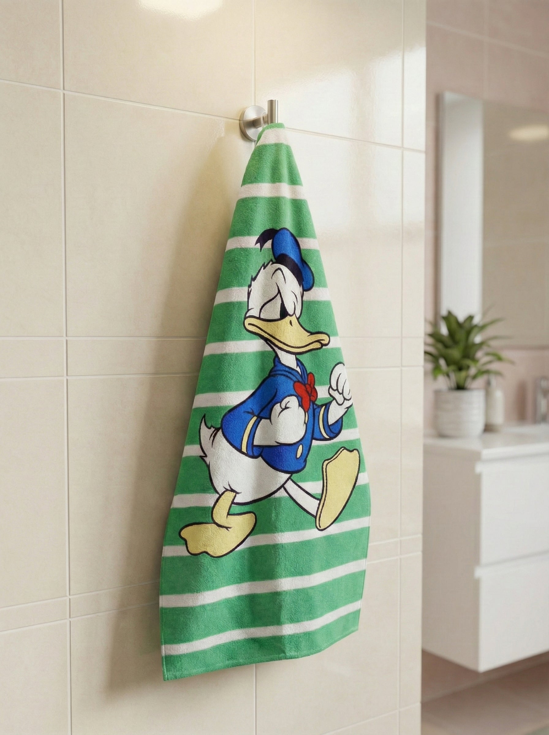 Premium Donald Duck Printed Towel – 100% Micro Cotton